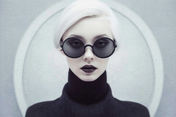 FH_AI_WOMAN_WHITE_1-scaled